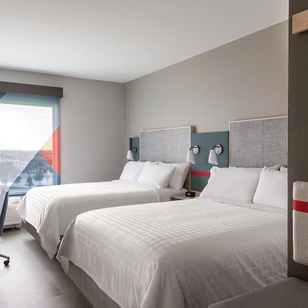 Avid Hotels - Roseville - Minneapolis North By Ihg Exterior photo