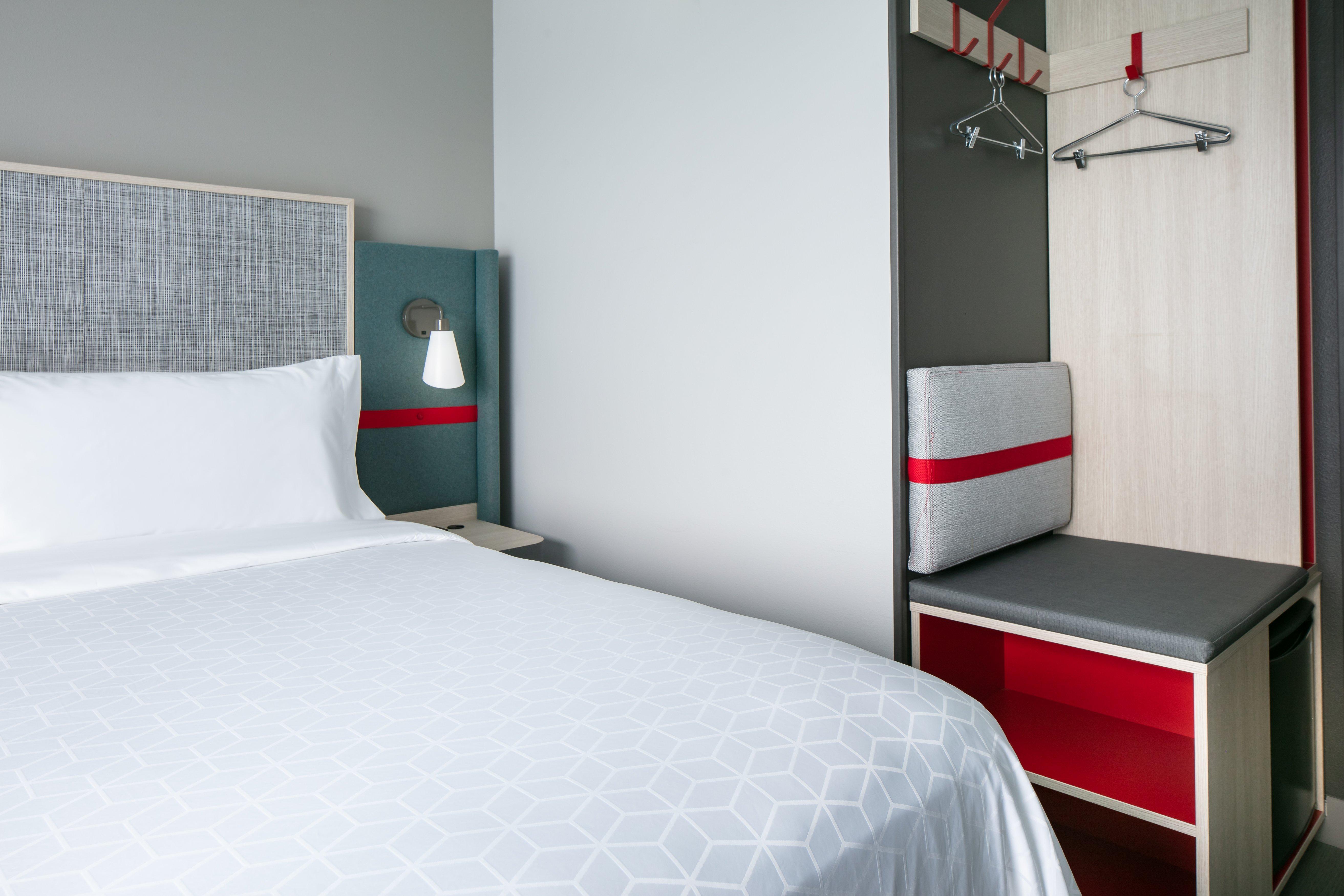 Avid Hotels - Roseville - Minneapolis North By Ihg Exterior photo